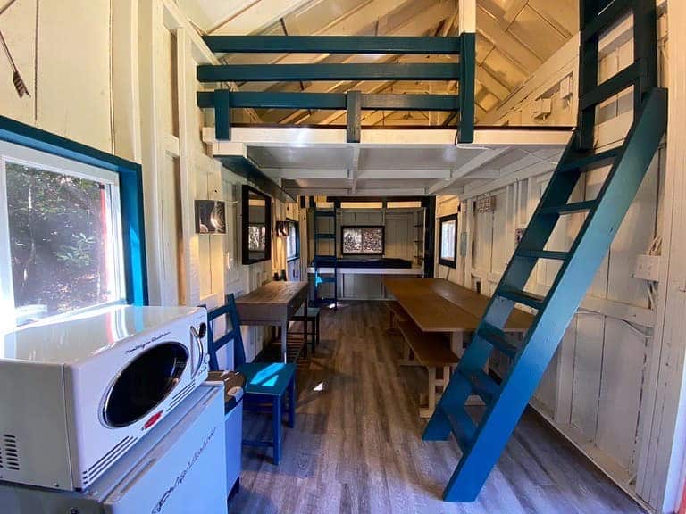 Legacy gallery image: Cabin1